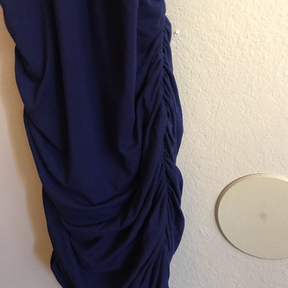 Express Ruched Bodycon Dress - Picture 3 of 6